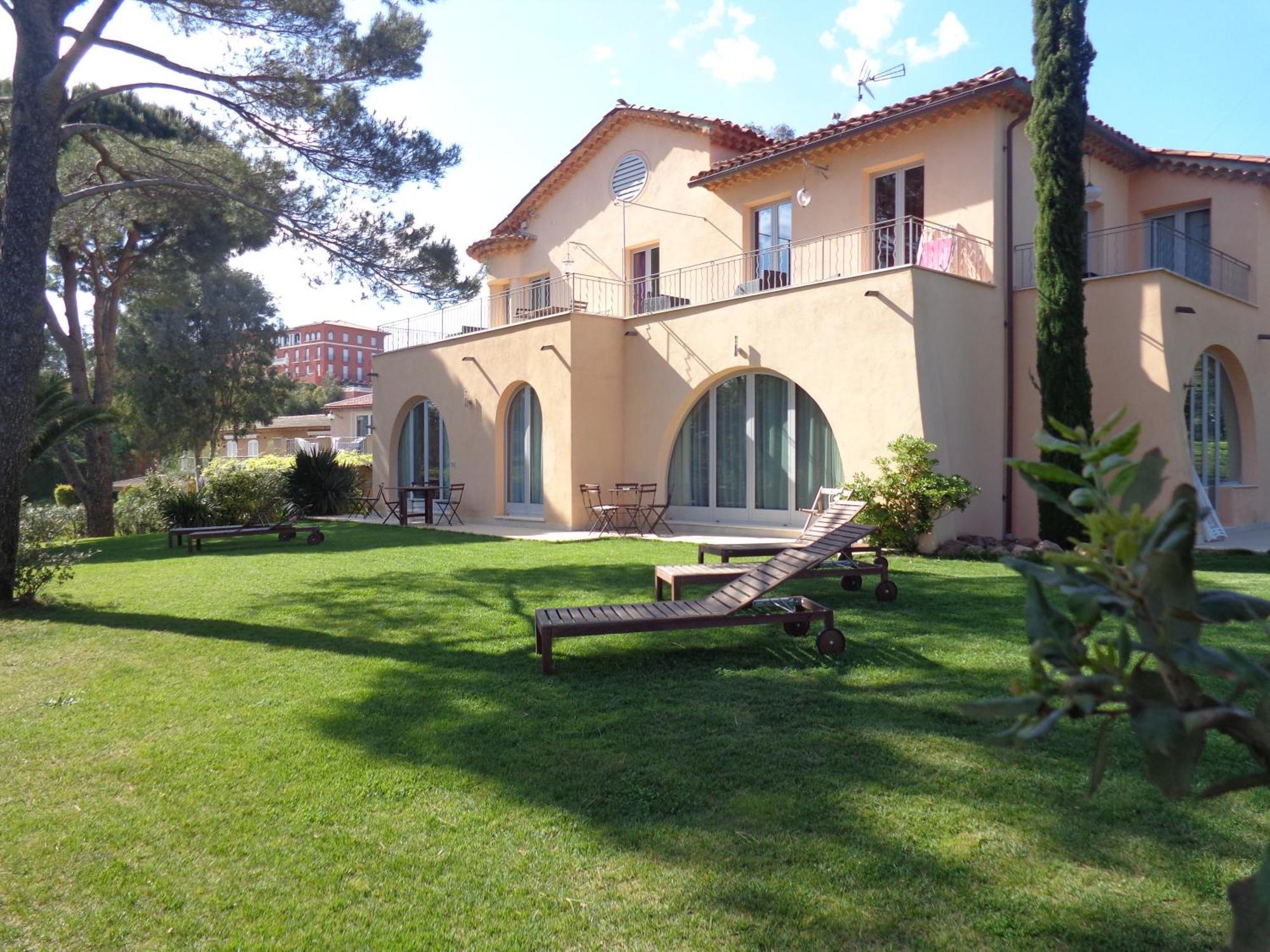 Villa Angelina Front Beach Grimaud Exterior photo